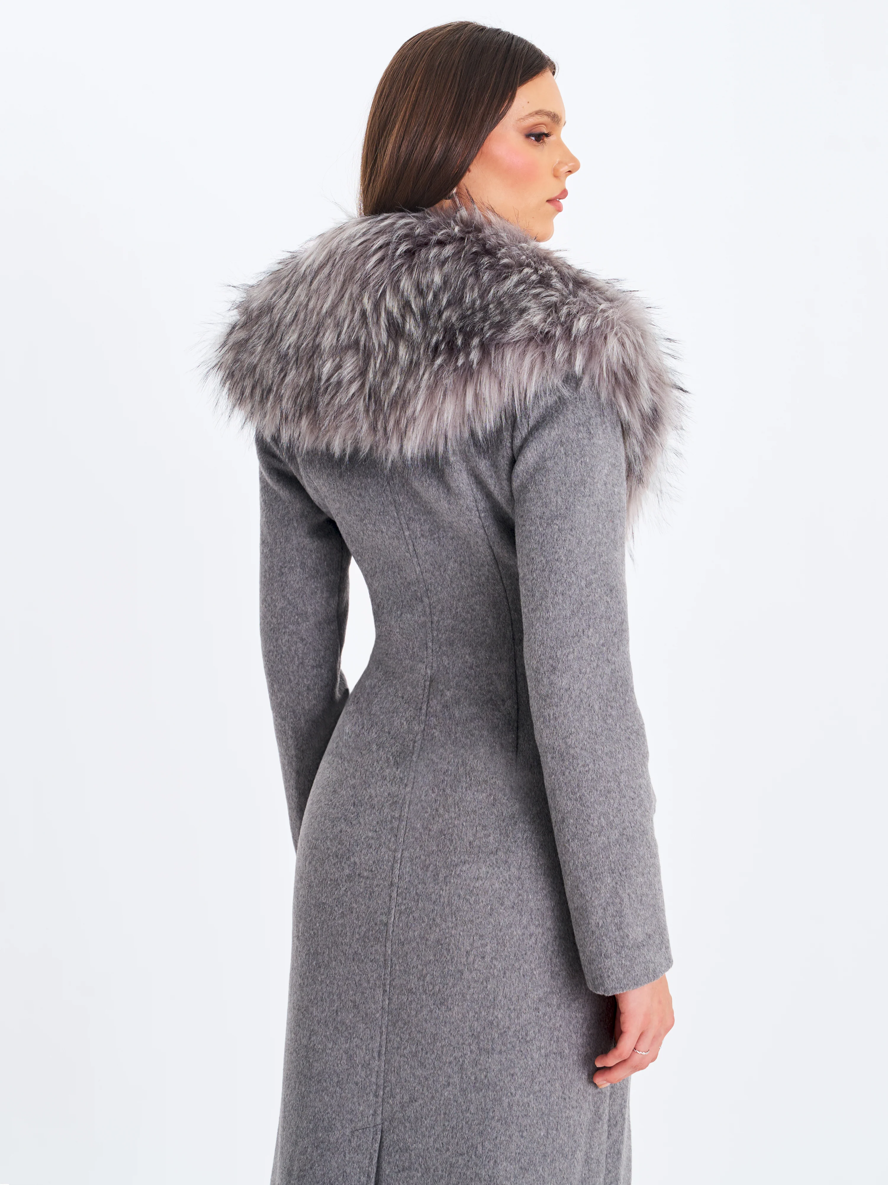 Faye Grey Wool Blend Single-Breasted Coat with Removable Faux Fur Collar - Image 4