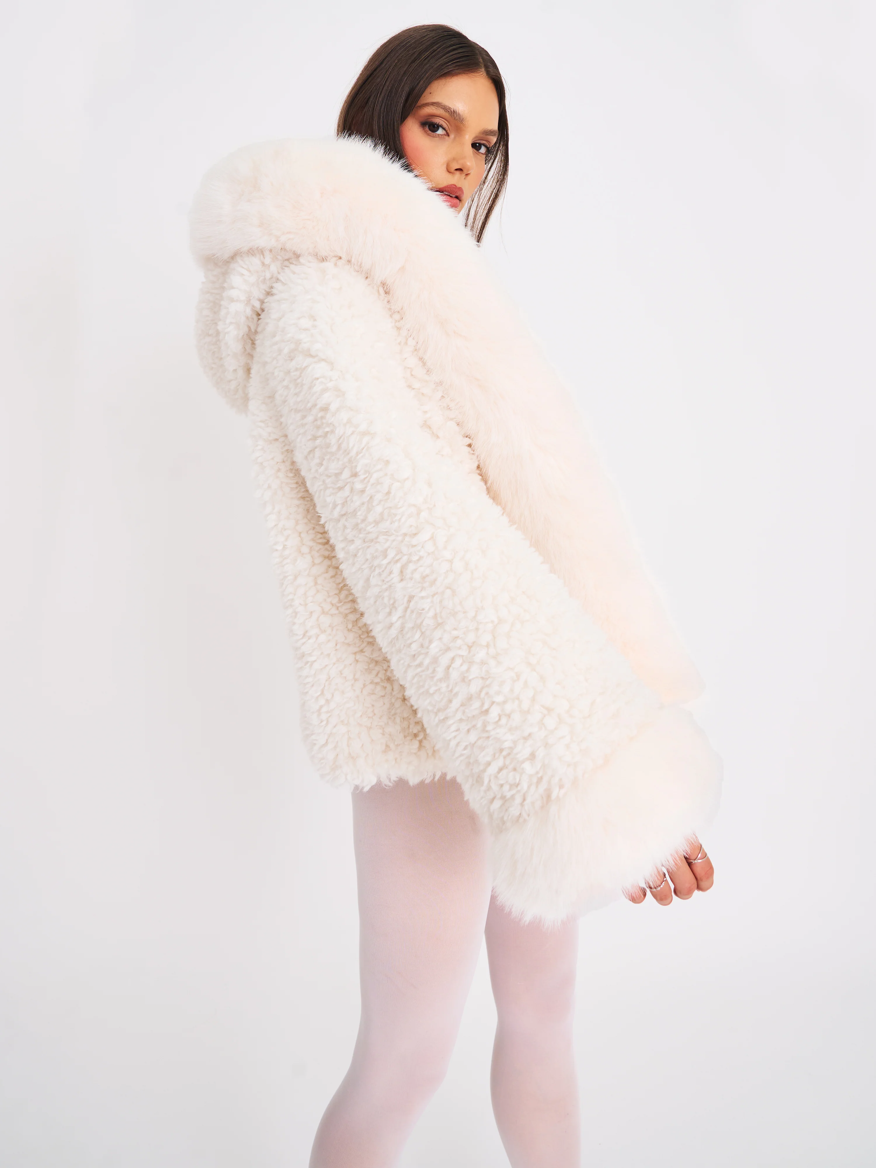 Jumbo Kali White Vegan Shearling Fur Trimmed Coat - Image 12