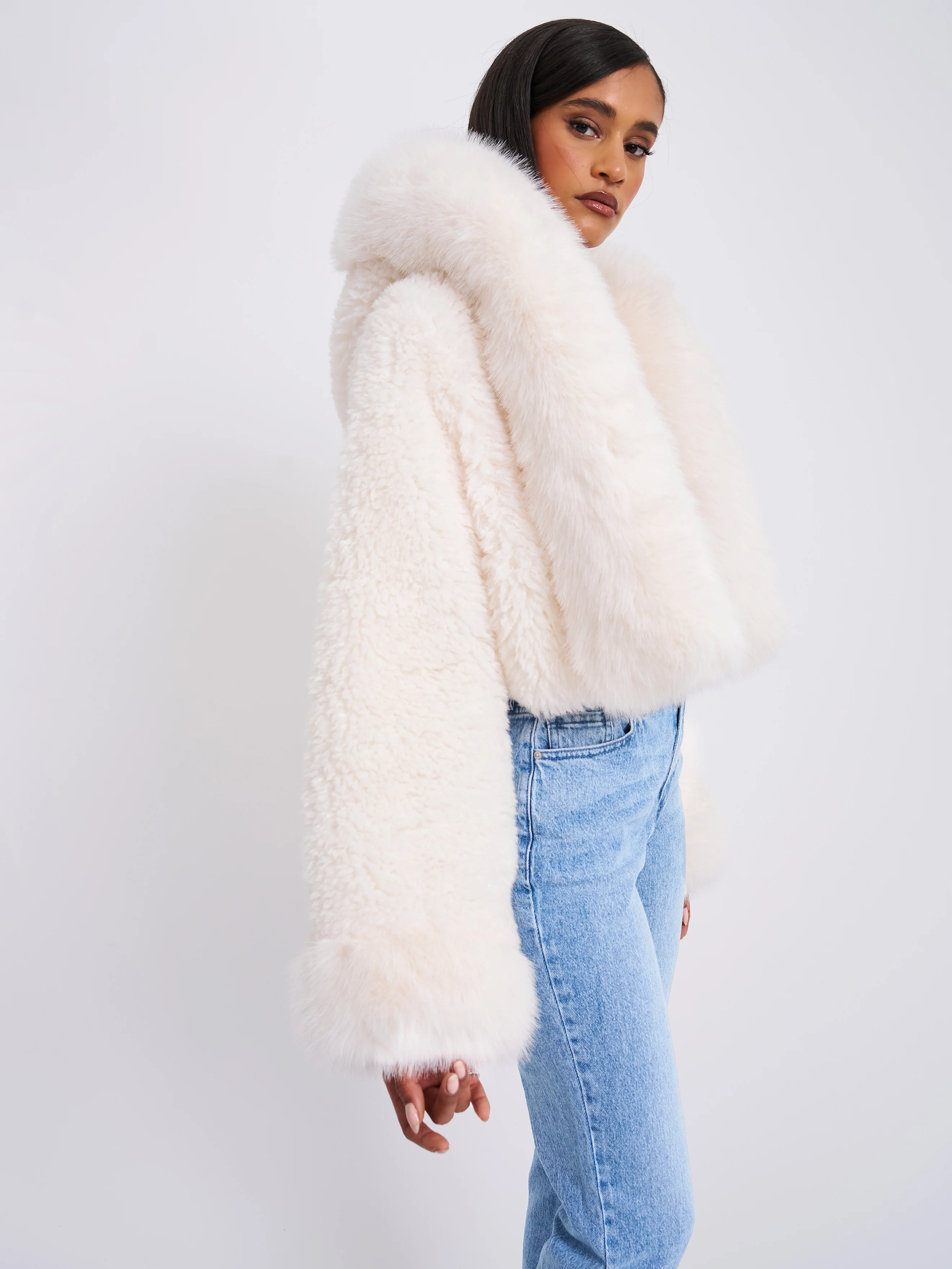 Kali White Cropped Vegan Shearling Fur Jacket - Image 10