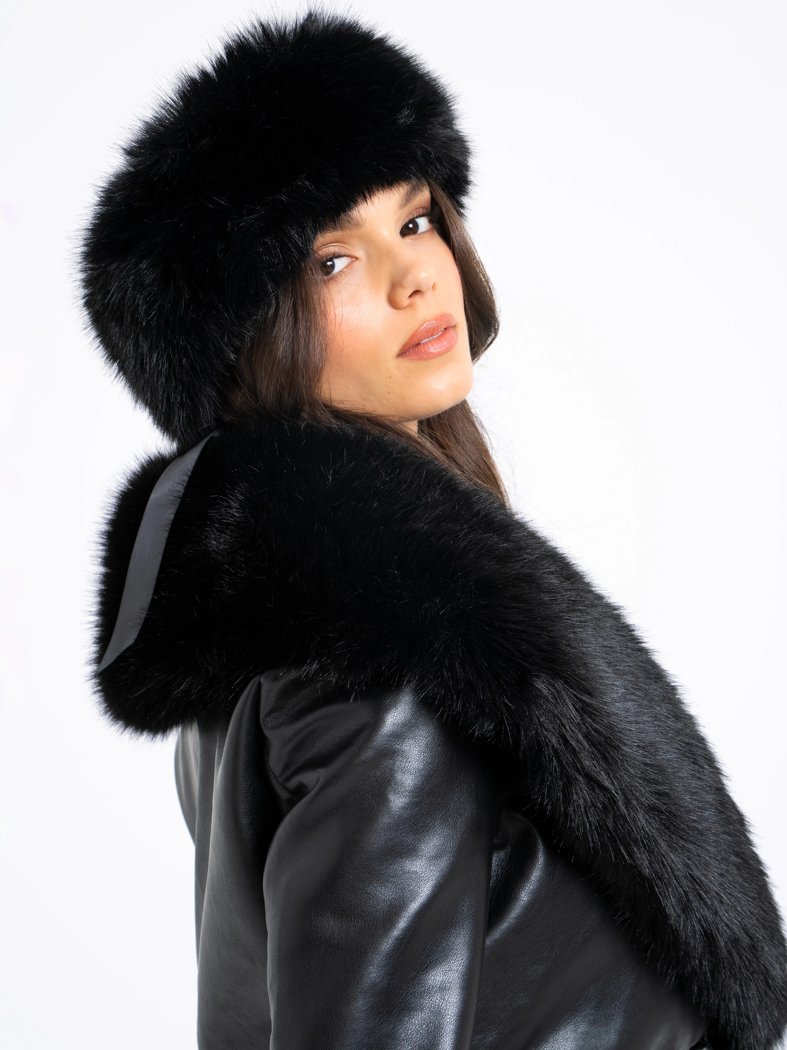 Miss Circle Black Wrap Around Vegan Fur Hat - Image 10