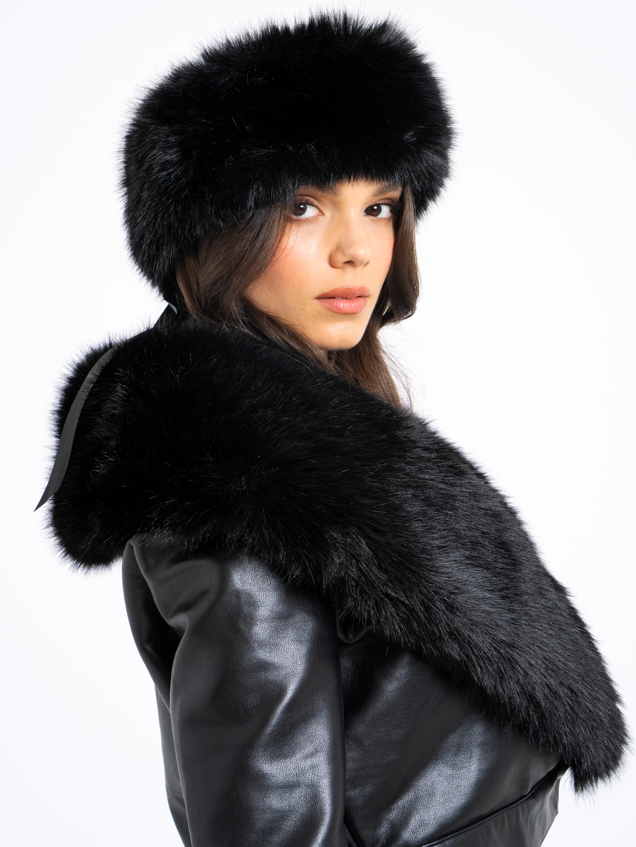 Miss Circle Black Wrap Around Vegan Fur Hat - Image 7