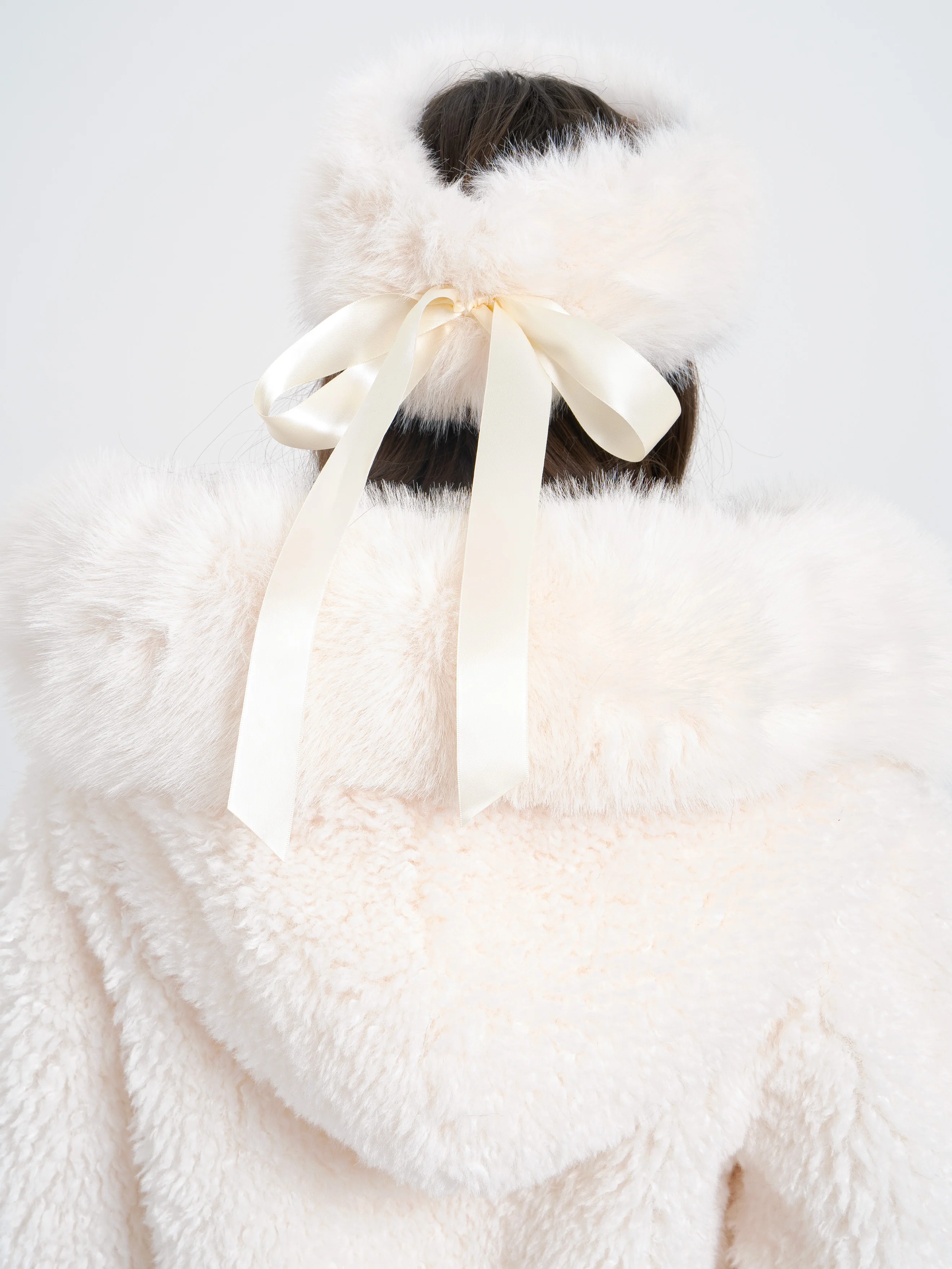 Miss Circle White Wrap Around Vegan Fur Hat - Image 6
