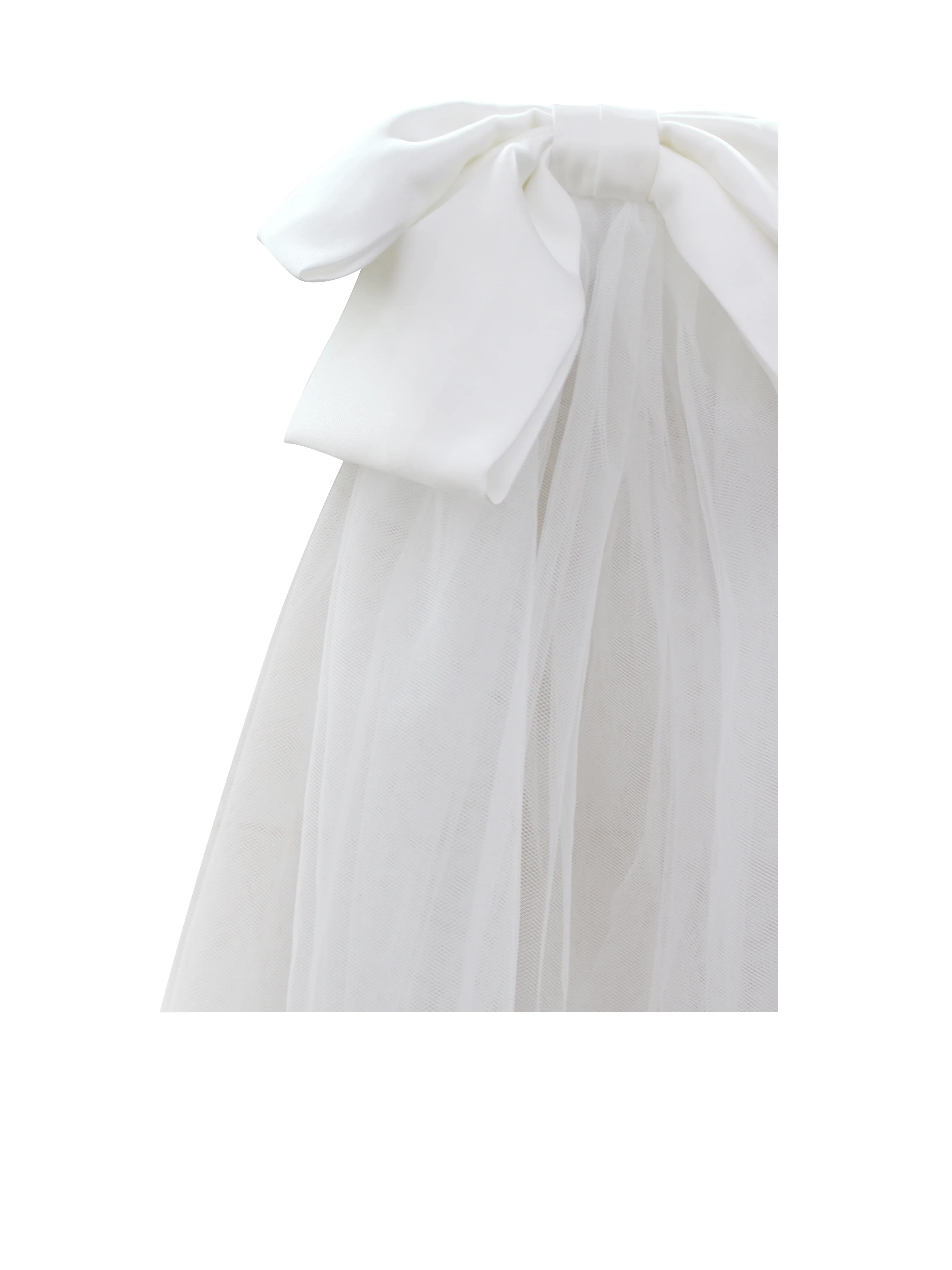 Wedding Veil With Satin Bow - Image 3