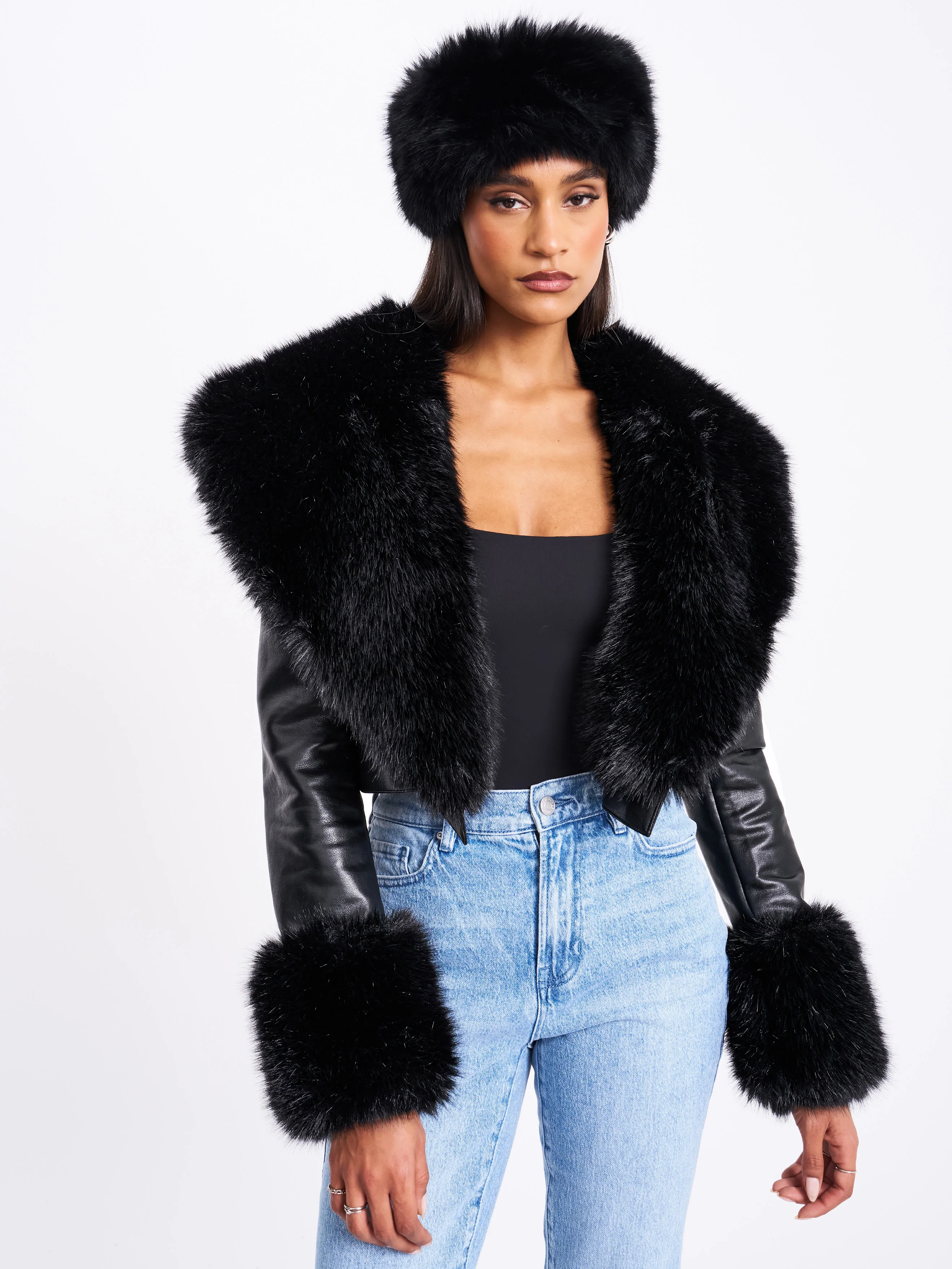 Ziah Cropped Leather Jacket with Fur Collar - Image 4