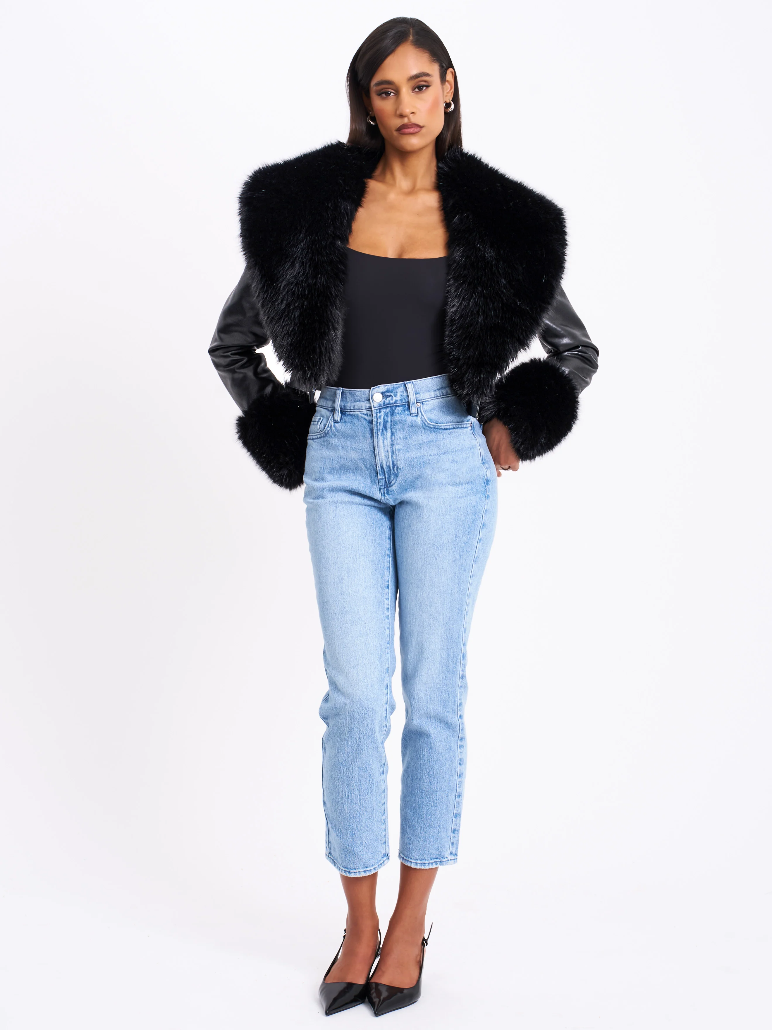 Ziah Cropped Leather Jacket with Fur Collar - Image 5